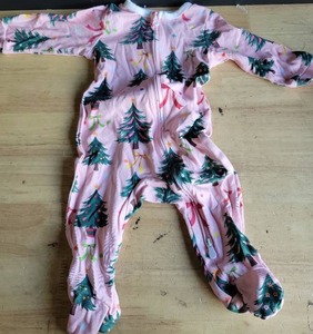 lot 20099 image: Baby Girls Pajama Set Pink Christmas Tree Print Long Sleeve 6M