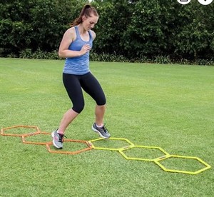 lot 7676 image: Hex Agility Rings for Speed Training & Agility Footwork Training Speed Hurdles Ladder with Carrying Bag (12 Rings)