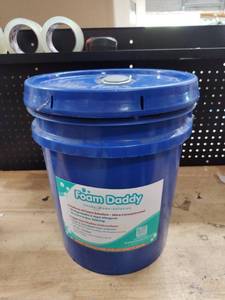 lot 17279 image: Foam Daddy 5 Gallons Ready Made Foam Solution