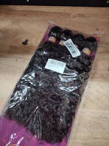 lot 18031 image: Dark Brown 16 Inch Womans Hair 4 Pack