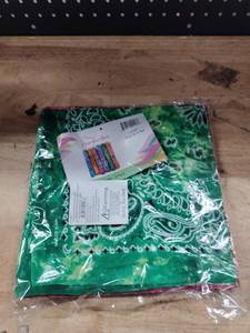 lot 18035 image: Bandanas 5 Pack