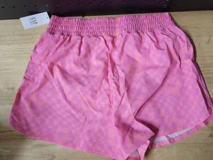lot 20291 image: Gap Kids Pink CheckeredSoccer Ball Shorts XL (12) Lined
