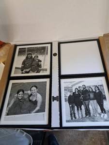 lot 1473 image: Box of Picture Frames, Size 8x8