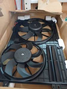 lot 7726 image: Radiator fans for volkswagen jetta damaged corner broken off