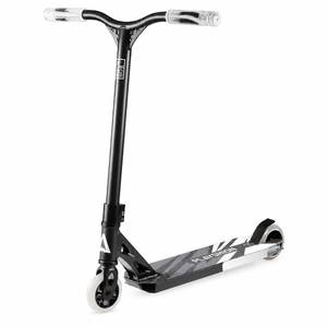lot 11397 image: Playshion Pro Stunt Scooter, 100mm Wheels, 33.5 Height