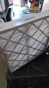 lot 7753 image: 24x24 Air Filter Unit w Patent 10,232,295