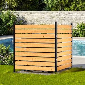 lot 13649 image: GTSABWAY Privacy Fence Screen 4ft H x 3.2ft W  Retail $139.99