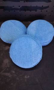 lot 14400 image: Blue Microfiber Circular Cleaning Pads Set