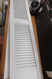 lot 17397 image: Decorative Window Panels
