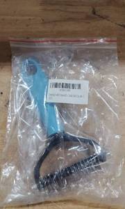 lot 18244 image: Dematting Comb for Dogs and Cats with Thick Coats