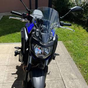 lot 10264 image: Midimttop MT07 FZ07 Motorcycle Fairing Windshield Flyscreen fit for YA&MA&HA MT-07 FZ-07 MT 07 FZ 07 Accessories 2018 2019 2020 Windscreen Wind Deflector Viser Visor Cover (Light Smoke)