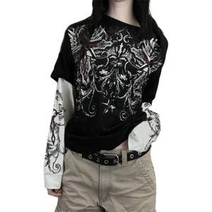lot 14442 image: NaranjaBurbuja Womens Long Sleeve Graphic Tee - Black Skull