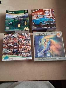 lot 24 image: Puzzle Lot 4 Boxes John Deere Classic Car Baseball Majestic Studio 500-1000 Pieces