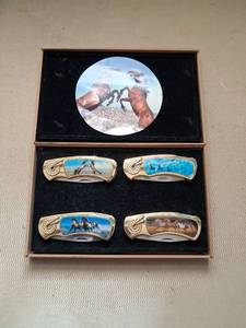 Horse knifes