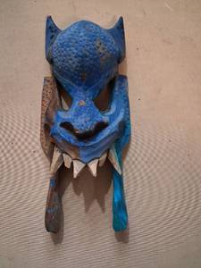 lot 60 image: Wood mask decor