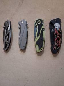 lot 67 image: 4 knifes lot