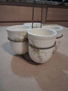 lot 102 image: 4-Piece Ceramic Condiment Holder Set with Metal Carrier
