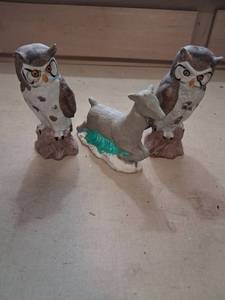 lot 120 image: 3-Piece Animal Figurine Set 2 Owl and 1 Llama Decorative Sculptures