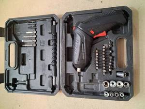 lot 129 image: 3.6V Cordless Screwdriver Kit TY-0101 with Bits and Sockets