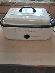 lot 146 image: Hamilton Beach 18 Quart Roaster Oven Extra-Large Capacity