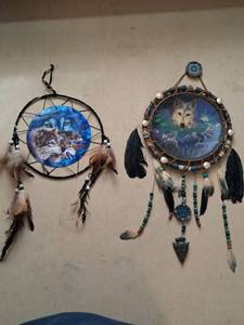 lot 153 image: Sacred Spirits Dreamcatcher Collection Nightfall Anthem A0391 Robin Koni 2-Lot