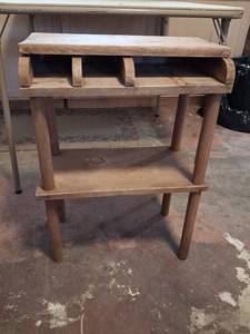 lot 173 image: Wood Work Bench with Three Compartments and Lower Shelf