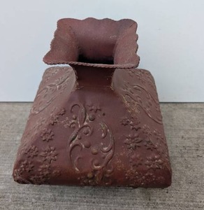 lot 1003 image: Decorative Red Metal Vase - new