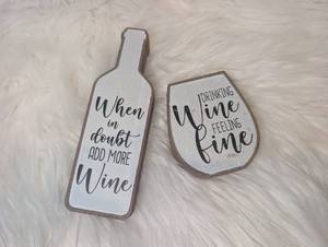 lot 2516 image: Small Wine-Shaped Wood Decor Signs - Set of 2