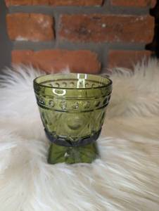 lot 3002 image: Olive Green Glass Cup