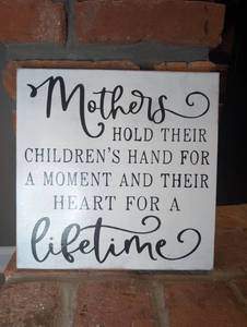 lot 3501 image: Mothers Lifetime Decal Wood Sign