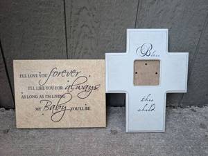 lot 3504 image: Cross Picture Frame  Religious Canvas Wall Art