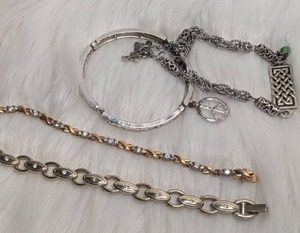 lot 4513 image: Lot of 4 Metal Bracelets with Charms and Rhinestones