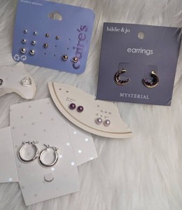 lot 4518 image: Silver Tone Jewelry Lot Earrings - NewPackaging