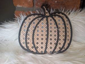 lot 5100 image: Handmade Pumpkin-Shaped Wall Decor with Black Frame- new
