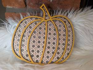 lot 5102 image: Handmade Pumpkin-Shaped Wall Decor with Yellow Frame- new
