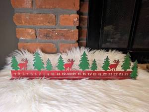 lot 5506 image: Magnetic Calendar with Trees and Reindeer Cutouts- new