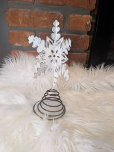 lot 5600 image: White Snowflake Tree Topper with Metal Coil Base- new