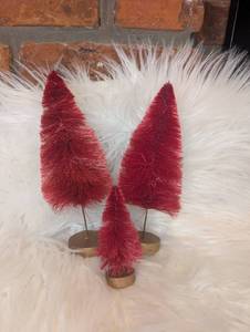 lot 6003 image: Red Bottle Brush Trees Set of 3 with Wood Base