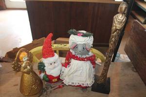 lot 4227 image: Angel working Musical Figurine and More