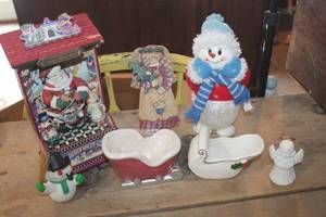 lot 4228 image: Dcor Sleighs and More