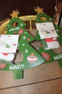 lot 4238 image: NIP Bean Bag Toss Game