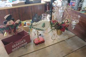 lot 4265 image: Seasons Greeting Card Holder, Candle Holder & More