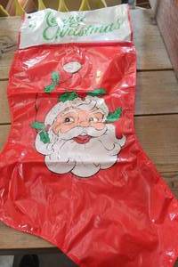 lot 4274 image: Vtg. 31 Long Made in Hong Kong Plastic Stocking