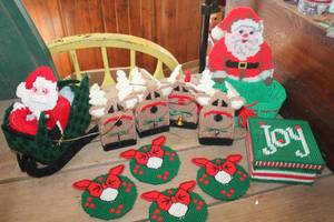 lot 4294 image: Santa Dcor and More
