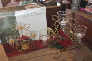 lot 4303 image: IOB Twisted Wire Candle Holder