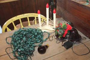 lot 4325 image: Vintage Bell Lights untested and More
