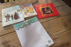 lot 4365 image: Christmas Books and Paper