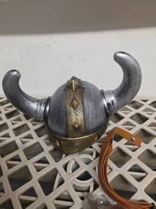 lot 655 image: Adult Dark Viking Helmet - Retail $0