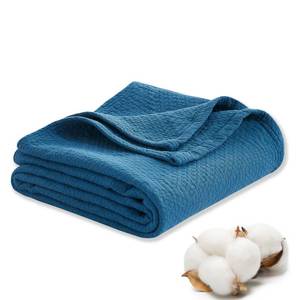 lot 702 image: Premium 100% Cotton Blanket All Season Soft Breathable Bed Quilt Queen Size - Retail $50