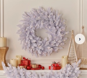 lot 3861 image: Bethlehem Lights 26 White Color Flip Wreath, see note